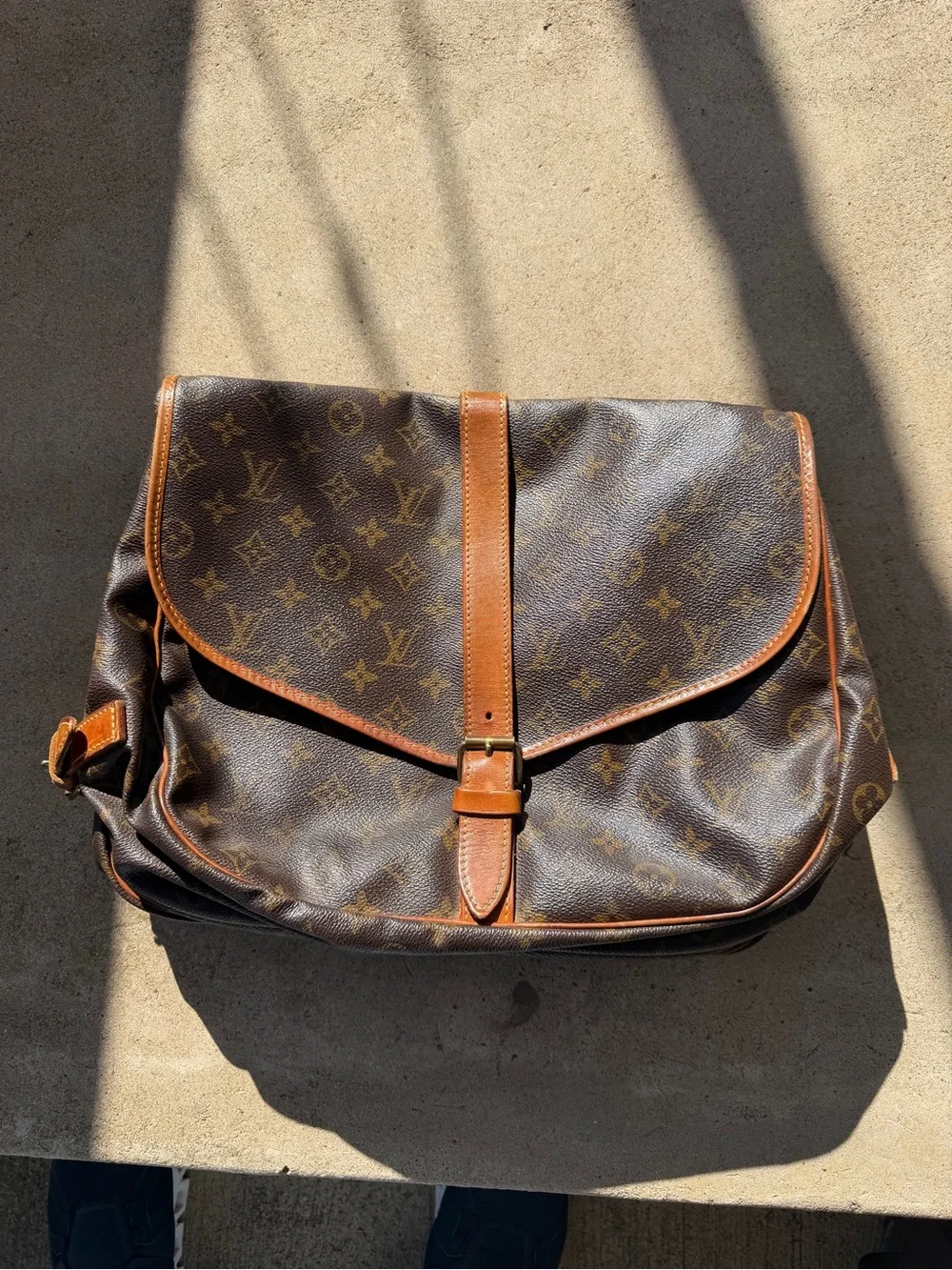 Louis Vuitton Saumur Purse